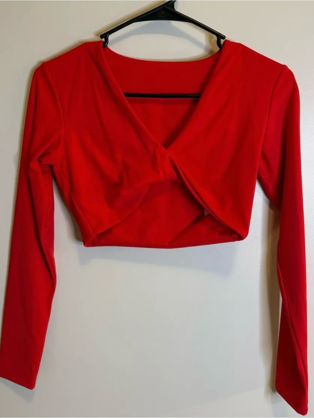 Amazon Long Sleeve Crop Top - Women
